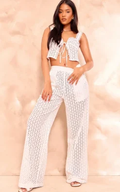 Outlet PrettyLittleThing Tall Broderie Detail Tie Front Crop Top White