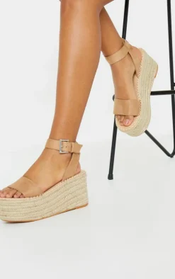 PrettyLittleThing Flatform Sandals*Buckle Ankle Strap Flatform Espadrille Sandal