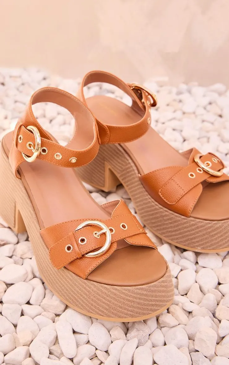PrettyLittleThing Chunky Sandals*PU Buckle Detail Wood Effect Chunky Sandals