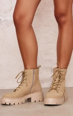 PrettyLittleThing Biker Boots*PU Round Toe Lace Up Chunky Ankle Boots