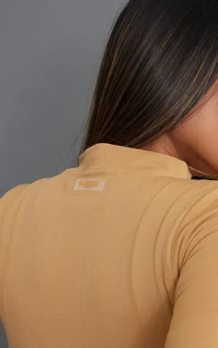 PrettyLittleThing Workout Tops*Sport Seamless Dipped Front Long Sleeve Crop Top