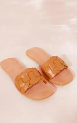 PrettyLittleThing Wide Fit Sandals*Wide Fit Real Leather Round Toe Woven Thick Leather Strap Sandals