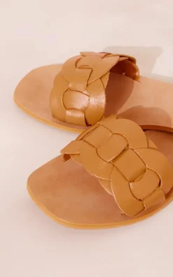 PrettyLittleThing Wide Fit Sandals*Wide Fit Real Leather Round Toe Woven Thick Leather Strap Sandals