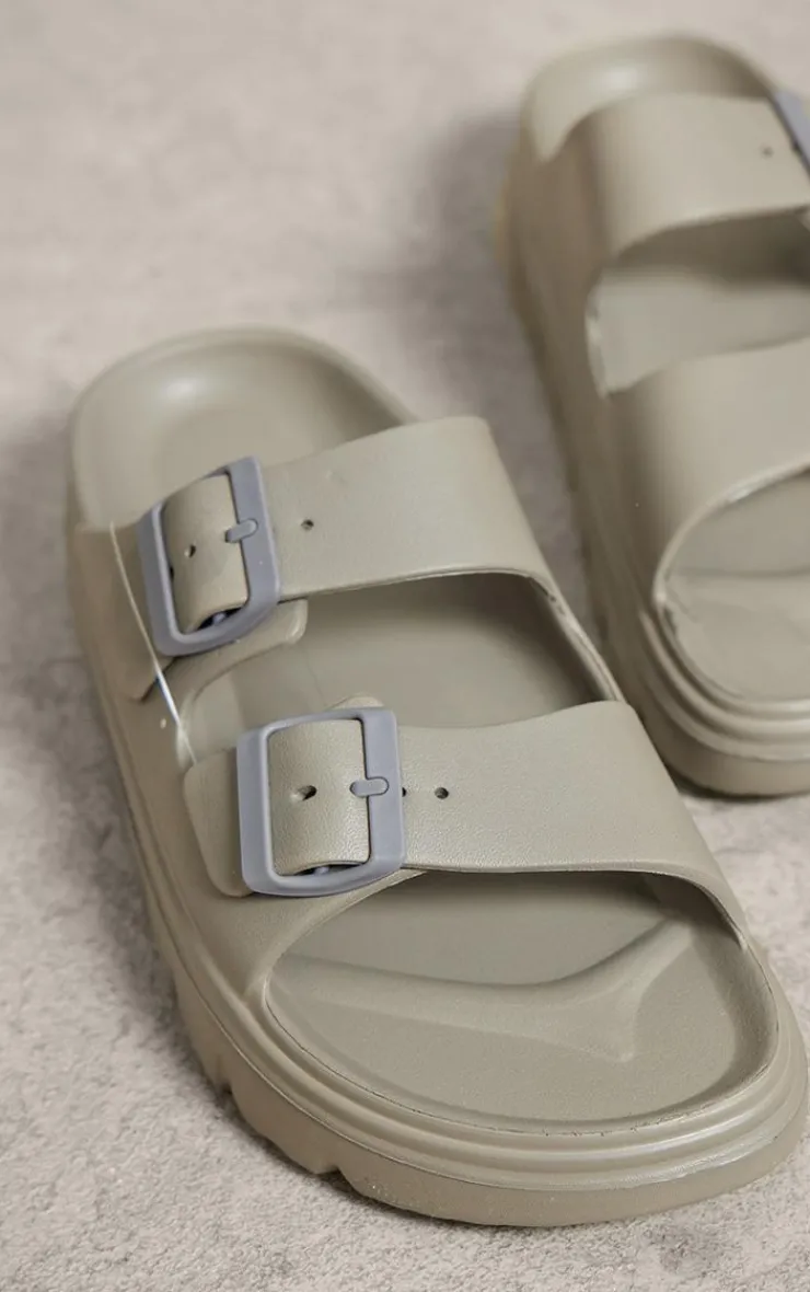 PrettyLittleThing Slides*Rubberised Round Toe Buckle Flat Slider Sandals