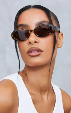 PrettyLittleThing Sunglasses*Small Oval Sunglasses
