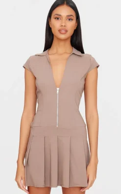 Zip Up Pleated Shift Dress-PrettyLittleThing Best