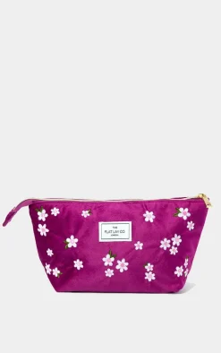 PrettyLittleThing Stocking Stuffers*The Flat Lay Co. Essential Pouch Makeup Bag in Embroidered Daisy Velvet