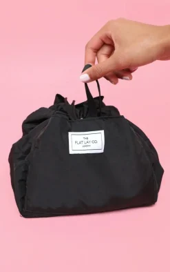 PrettyLittleThing Christmas Gifts*The Flat Lay co. Makeup Bag Classic