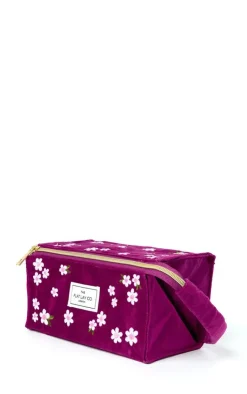 PrettyLittleThing Makeup Brushes & Tools*The Flat Lay Co. Open Flat Box Makeup Bag in Embroidered Daisy Velvet