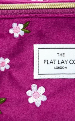 PrettyLittleThing Makeup Brushes & Tools*The Flat Lay Co. Open Flat Box Makeup Bag in Embroidered Daisy Velvet