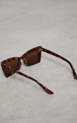 PrettyLittleThing Cat Eye Sunglasses*Chunky Flared Cat Eye Sunglasses
