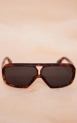 PrettyLittleThing Aviator Sunglasses*Slim Aviator Sunglasses