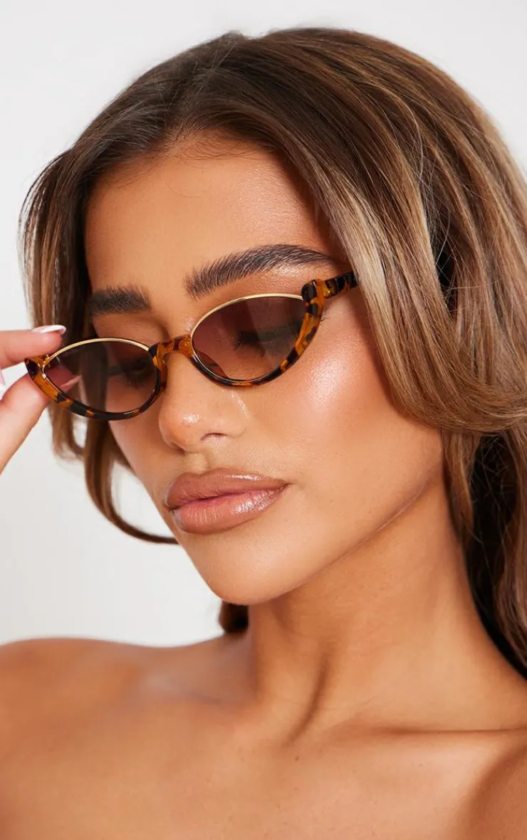 PrettyLittleThing Cat Eye Sunglasses*Vintage Cat Eye Sunglasses