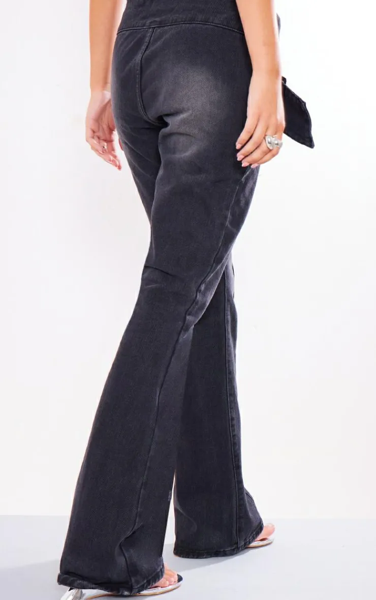 Outlet PrettyLittleThing Cross Over Belt Flare Jeans Washed Black