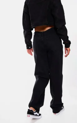 PrettyLittleThing Christmas Shop*Dipped Back Waistband Boyfriend Jeans