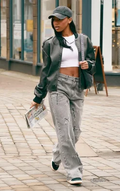 PrettyLittleThing Bomber Jackets*Faux Leather Distressed Zip Detail Bomber Jacket