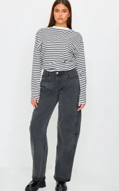 PrettyLittleThing Christmas Shop*Turn Up Hem Barrel Style Jeans