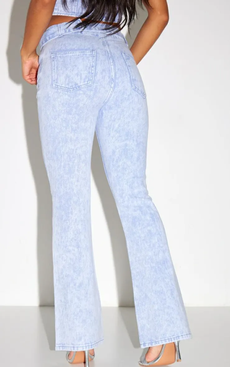 Sale PrettyLittleThing Western Belt Flared Jeans Washed Blue