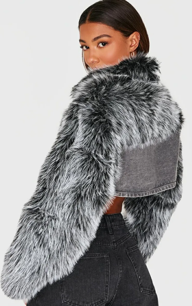 PrettyLittleThing Christmas Shop*Faux Fur Trim Cropped Denim Jacket