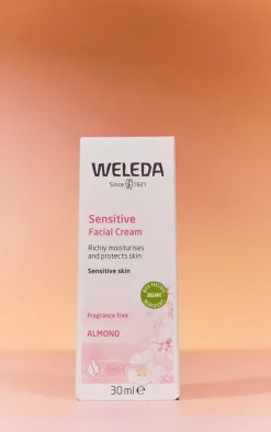 PrettyLittleThing Moisturizers*Weleda Almond Sensitive Skin Soothing Facial Cream 30ml