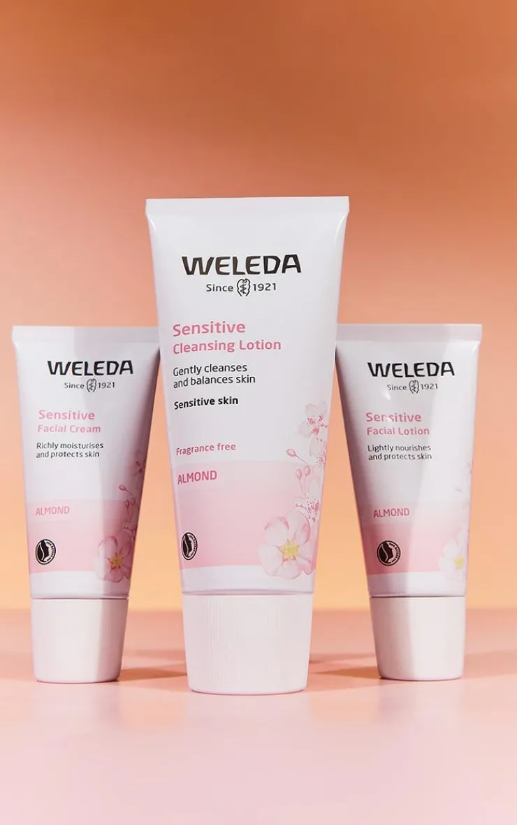 PrettyLittleThing Cleansers*Weleda Almond Sensitive Skin Soothing Cleansing Lotion 75ml