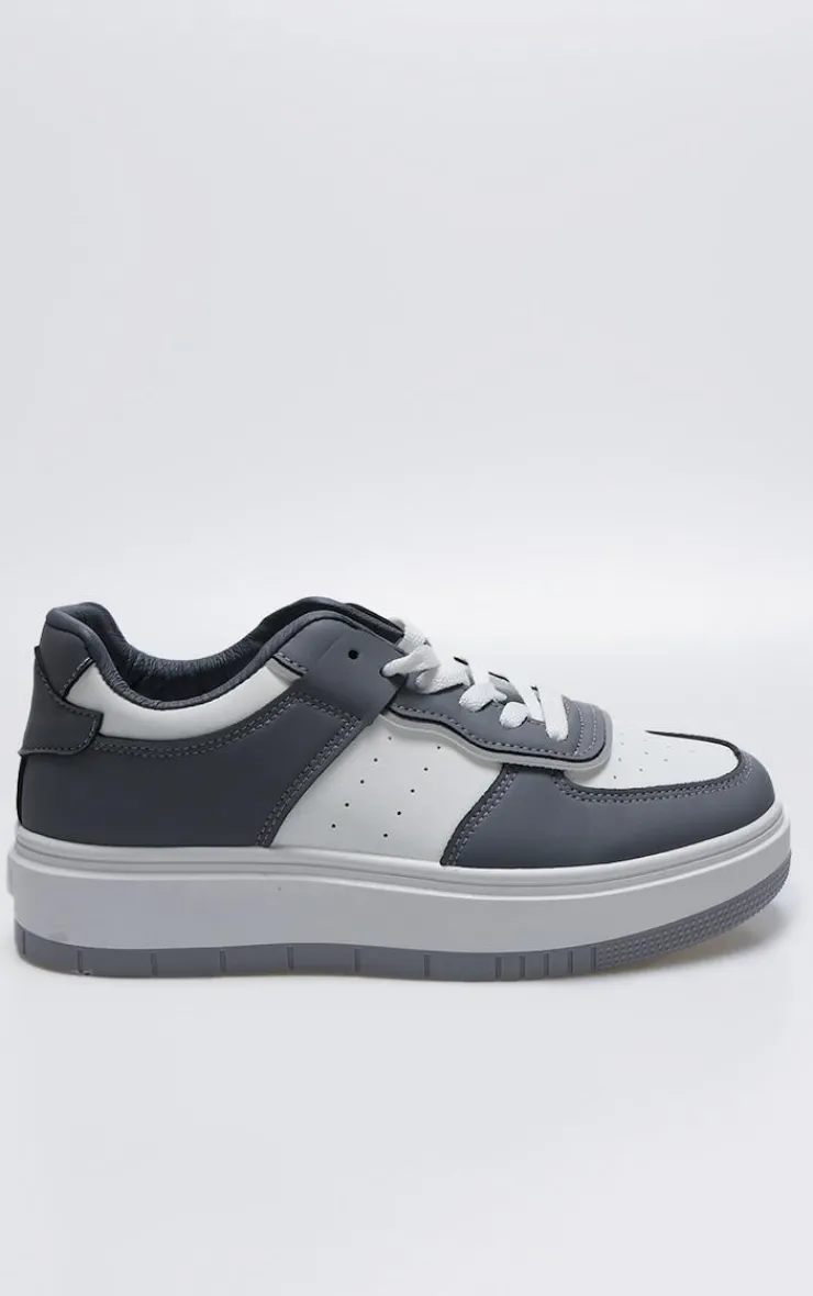 PrettyLittleThing Sneakers*and Grey Pu Contrast Chunky Sole Lace Up Sneakers