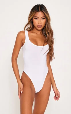 PrettyLittleThing Basic Tops*Basic Slinky Scoop Neck Bodysuit