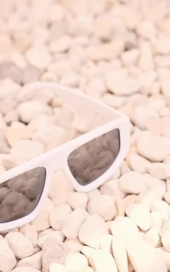 PrettyLittleThing Visor Sunglasses*Chunky Clear Frame Visor