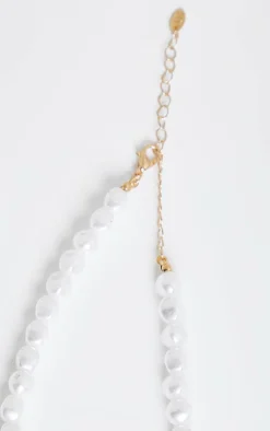 PrettyLittleThing Necklaces*Dainty Pearl Choker