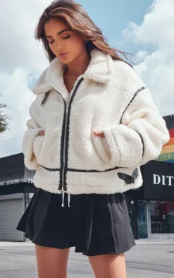 PrettyLittleThing Teddy Coats*Faux Leather Contrast Trim Teddy Aviator Jacket