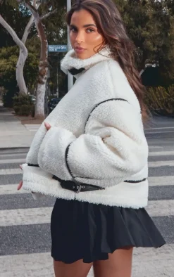 PrettyLittleThing Teddy Coats*Faux Leather Contrast Trim Teddy Aviator Jacket