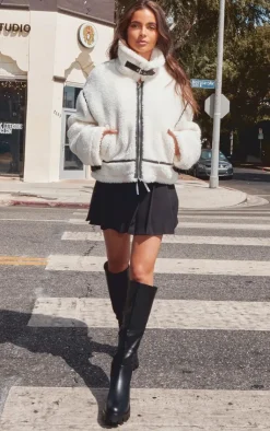 PrettyLittleThing Teddy Coats*Faux Leather Contrast Trim Teddy Aviator Jacket