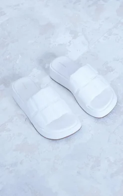 PrettyLittleThing Slides*Faux Leather Square Thick Quilted Padded Strap Slides