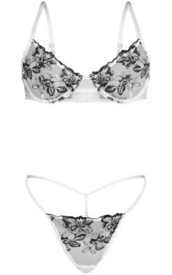 Floral Contrast Embroidery Lingerie Set-PrettyLittleThing Sale