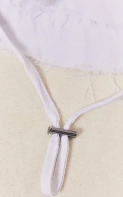 PrettyLittleThing Hats*Frayed Edge Toggle Bucket Hat