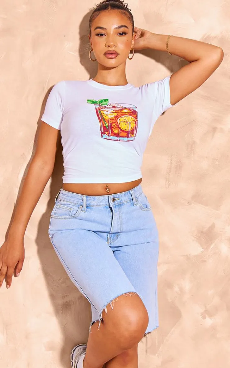 PrettyLittleThing T-Shirts*Old Fashioned Print Fitted T Shirt