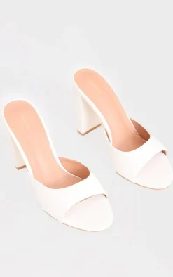 PrettyLittleThing Mules*Pu Basic Block Heeled Mule Sandals