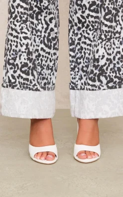 PrettyLittleThing Mules*Pu Basic Block Heeled Mule Sandals