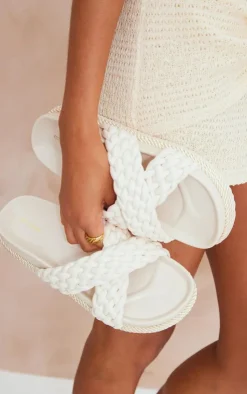 PrettyLittleThing Flatform Sandals*PU Cross Over Plaited Flatform Sandals
