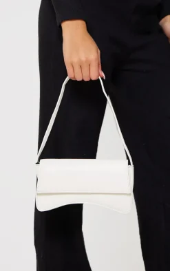 PrettyLittleThing Shoulder Bags*PU Flap Over Baguette Shoulder Bag
