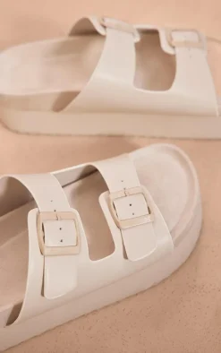 PrettyLittleThing Flat Sandals*PU Round Toe Double Buckle Strap Chunky Flat Sandals