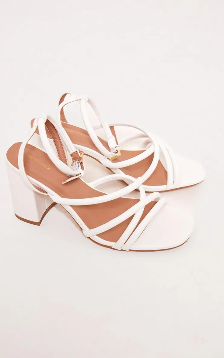 PrettyLittleThing Heeled Sandals*PU Round Toe Multi Strap Block Heeled Sandals