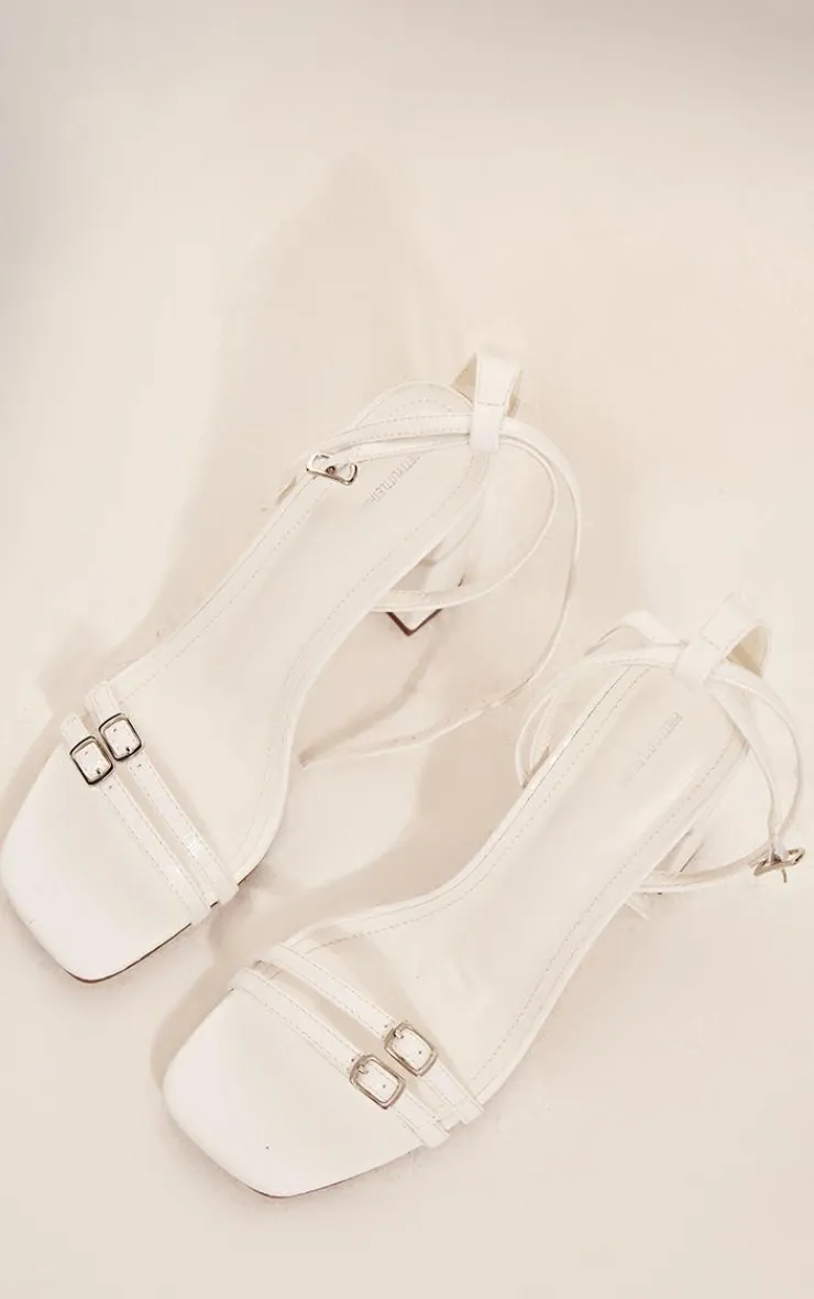PrettyLittleThing Block Heels*PU Square Toe Buckle Detail Block Heeled Sandal