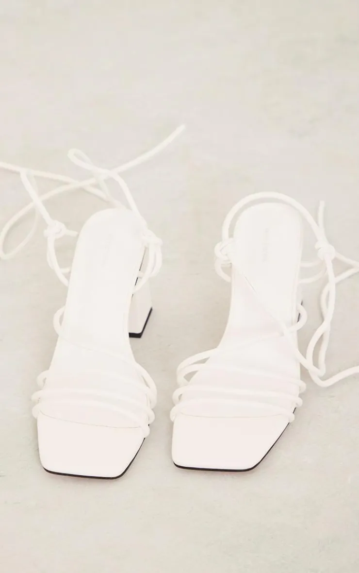 PrettyLittleThing Low Heels*Pu Square Toe Strappy Low Block Heeled Sandals