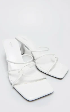 PrettyLittleThing Wide Fit Heels*White PU Wide Fit Cross Over Strap Heeled Mules