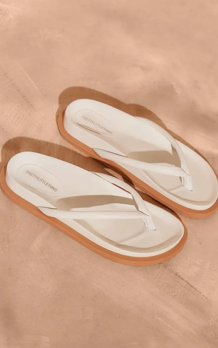 PrettyLittleThing Flat Sandals*Real Leather Round Toe Flat Flip Flop Sandals