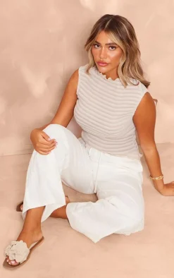 PrettyLittleThing Flat Sandals*Real Leather Square Toe Corsage Strap Detail Flat Sandals