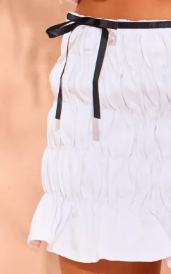 Outlet PrettyLittleThing Ribbon Detail Ruched Denim Mini Skirt White