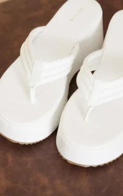 PrettyLittleThing Flatform Sandals*Round Toe Chunky Platform Ribbed Padded Straps Flip Flops