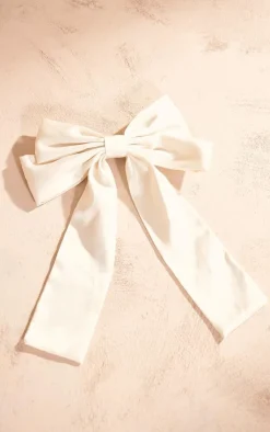 PrettyLittleThing Hair Accessories*Satin Oversized Bow Hair Clip